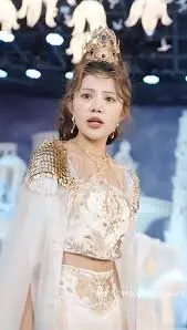 战神的美女老婆：都市异能与浪漫爱情的激情碰撞